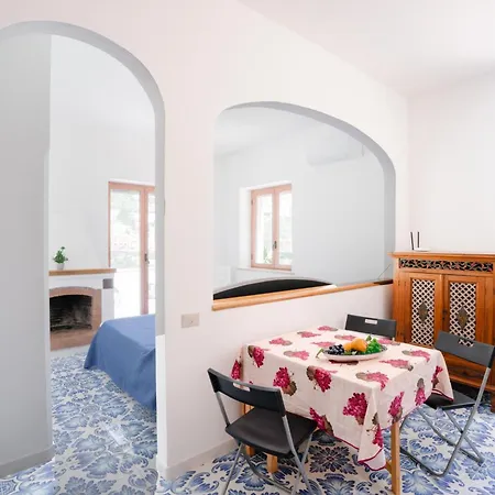 Carrino Twin Apartment Positano